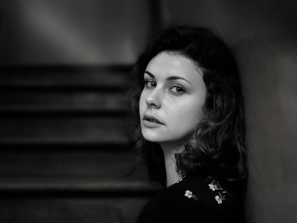 情で別れられない心理とは何か？