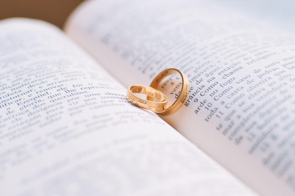 結婚相談所と併用したマッチングアプリの効果は？体験談からおすすめを探る！