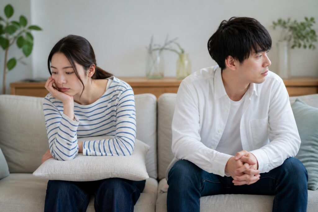彼女が冷たいと感じるとき、別れるべきか判断するには？